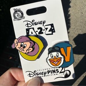 2025 A-2-Z Disney Series 2 Pins On A Card D Dopey & W Wilbur LE 1250 IN HAND